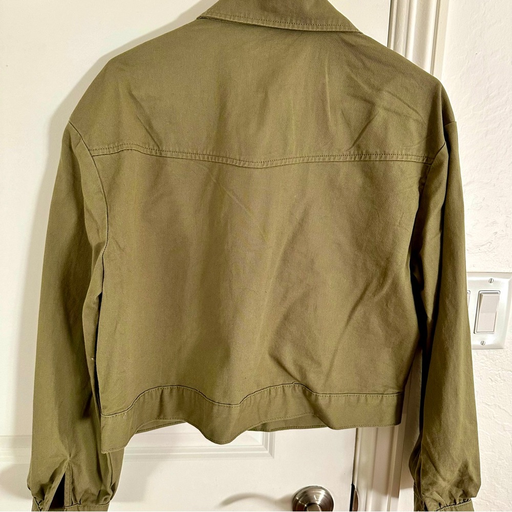 Olive Cropped Shacket - image 5